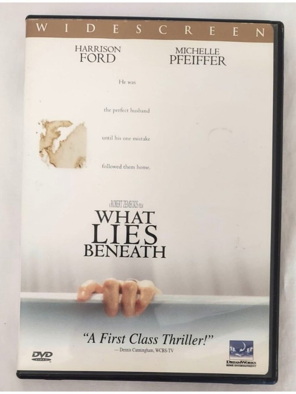 What Lies Beneath DVD (Widescreen Edition)